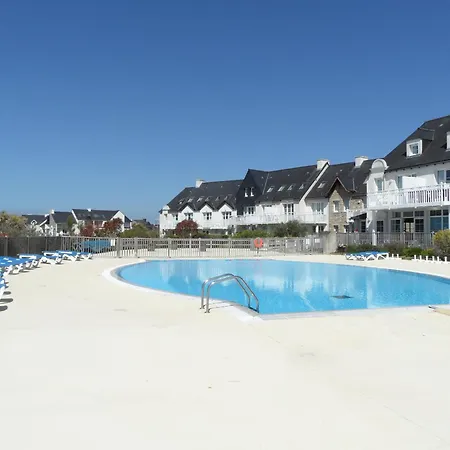 Apartment Ref 066 A Louer Pour Les T3 Pour 4 Personnes Avec Piscine Arzon